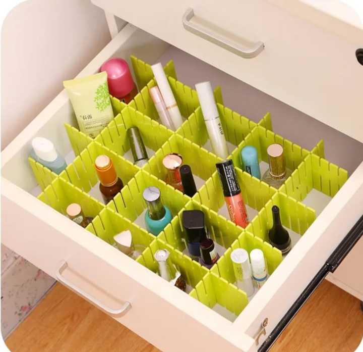 Adjustable%20Plastic%20Grid%20Drawer%20Organizer%20Multi-Purpose%20Drawer%20Storage%20Divider%20Adjustable%20Cabinet%20Storage%20Divider%20-%20Image%202