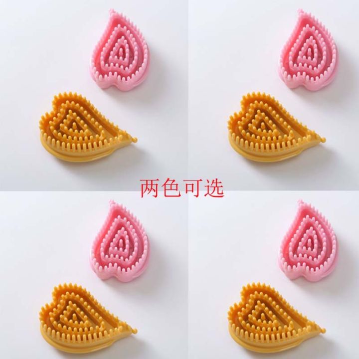 Le%20Mei%20Xiong%20Magic%20Scorpion%20Heart%20shaped%20Beauty%20Body%20Meridian%20Chest%20Massage%20Slimming%20Brushing%20-%20Image%204