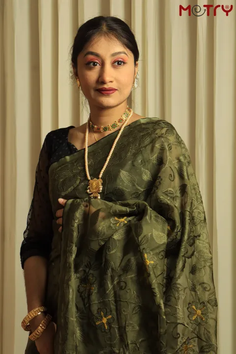 Premium%20Rajshahi%20Muslin%20Silk%20Embroidery%20100%25%20Authentic%20Sarees.%20-%20Image%202