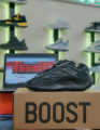 Adidus Yeezy Boost 700 V3 1:1 Gread Product Shoe/ Sneakers. 