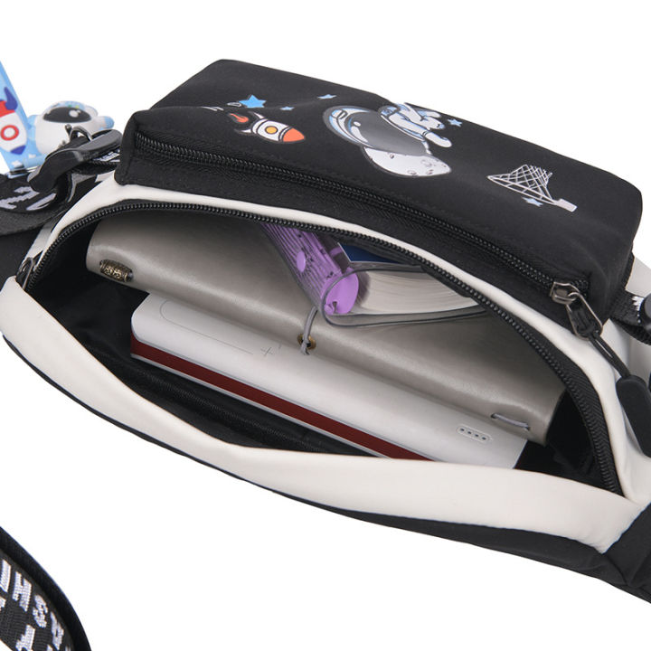 NASAAstronaut%20Joint%20Name%20Fashion%20Chest%20Bag%20Male%20Spaceman%20Crossbody%20Bag%20Male%20Student%20Shoulder%20Bag%20Small%20Backpack%20Women's%20Crossbody%20Bag%20-%20Image%205