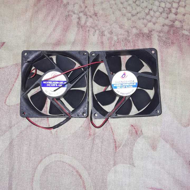 Cooling%20Fan%20square%203"Inch%2012V%20Cooling%20Fan%203"%20Inch%2012V%2080%C3%9780%C3%9725%20mm%20Heatsink%20Coolar%20Cooling%20Fan%20Radiator%20Heat%20Dissipation%20Fan%20With%202%20Wire%20Cable%20-%20Image%202