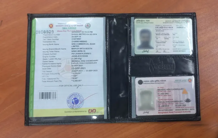 PU%20Leather%20Documents%20Holder%20for%20Car%20&%20Bike%20for%20Bikers%20Keep%20Car%20Paper%20Safe,%20Use%20License%20Pouch%20Bag%20Documents%20Holder%20for%20bike%20,Car,%20vehicle%20%20Made%20in%20own%20factory%20with%20PU%20Leather%20-%20Image%202
