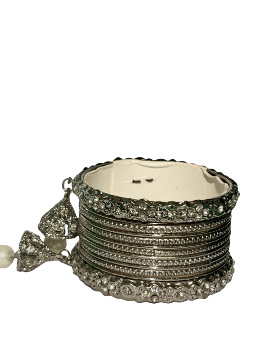 Elegant%20Silver%20Crystal%20Bangles%20Set%20for%20Women%20%E2%80%93%20Wedding%20&%20Party%20Jewelry%20-%20Image%203