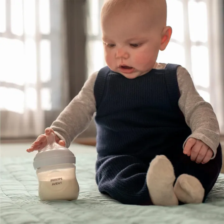 Philips%20Avent%20Baby%20Feeder%200m+%20125ml%20Natural%20Response%20Baby%20Feeding%20Bottle%20-%20Image%206