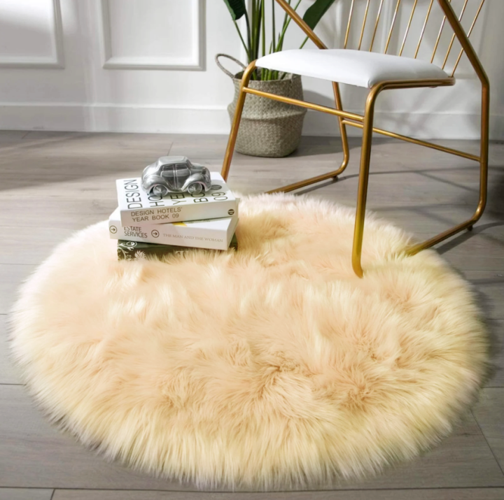Fluffy%20Fur%20Carpet%20Circle%20shape%20Rugs,%20Soft%20Hairy%20Fur%20Rugs%20Washable%20Faux%20Fur%20Rug%20For%20Kids%20Bedroom%20Home%20Decoration%20Sofas%20Cushions%20Mat%20Soft%20Carpet%20Sheepskin%20Rug%20(1pc,%2070*70cm%20Circle)%20-%20Image%206
