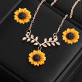 Lady Ring Kit Cute Leaf Decor Women Necklace Ring Jewelry Set. 