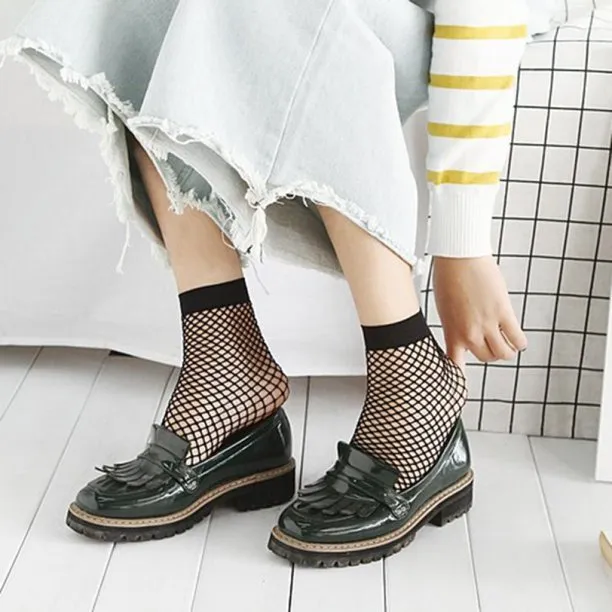 Net%20hand%20gloves%20and%20socks%20for%20woman%20-%20Image%202