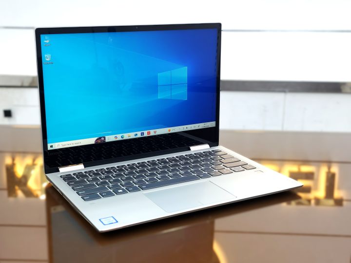 Lenovo%20Yoga%20720%20(2-in-1)%2013IKB%20-%20(Platinum%20Silver)%20Core%20i5-7200U%20256/8%2013.3"%20(1920x1080)%20X360%20%7C%20G.Touch%20-%20Image%205
