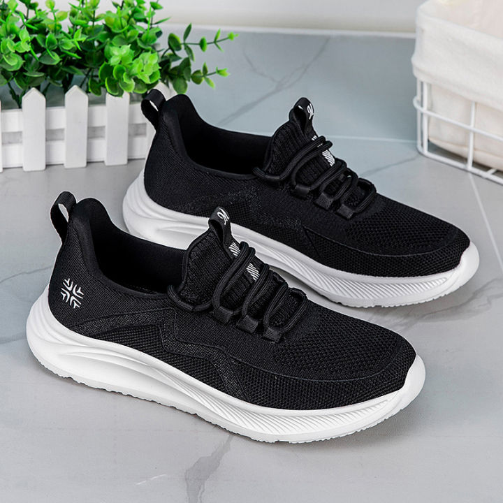 Zulijian%20Shoes%20for%20the%20Old%20Middle-Aged%20and%20Elderly%20Lightweight%20Walking%20Shoes%20Soft%20Bottom%20Leap%20Moon%20Mom%20Shoes%20Slip-on%20Old%20Beijing%20Cloth%20Shoes%20-%20Image%205