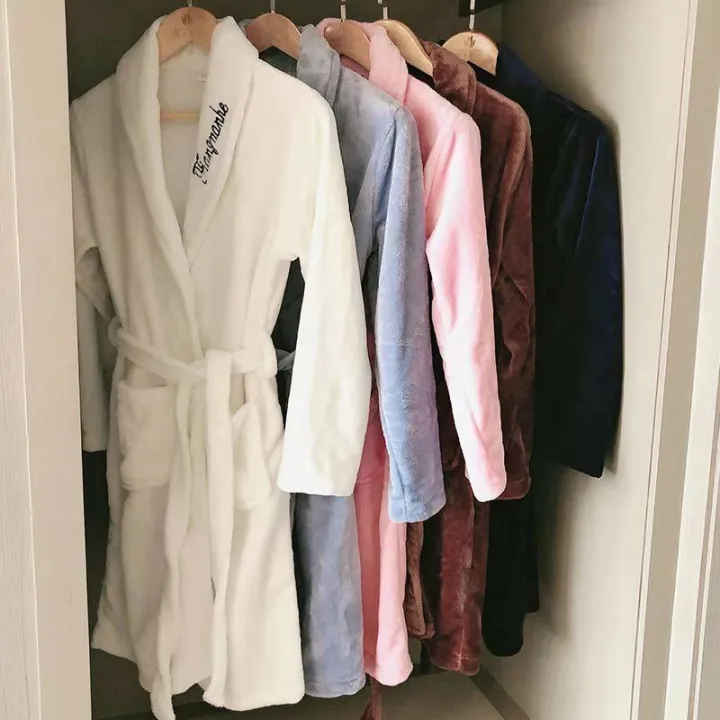 Coral%20Velvet%20Pajamas%20Women's%20Nightgown%20Autumn%20and%20Winter%20Long%20Thickened%20Flannel%20Bathrobe%20Outerwear%20Nightgown%20High-Profile%20Figure%20-%20Image%207