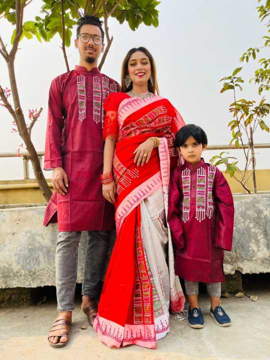 Block%20Print%20Family%20Set%20Half%20Silk%20Saree%20and%20Dhupian%20Panjabi%20for%20Father%20Mother%20and%20Son%20-%20Image%206