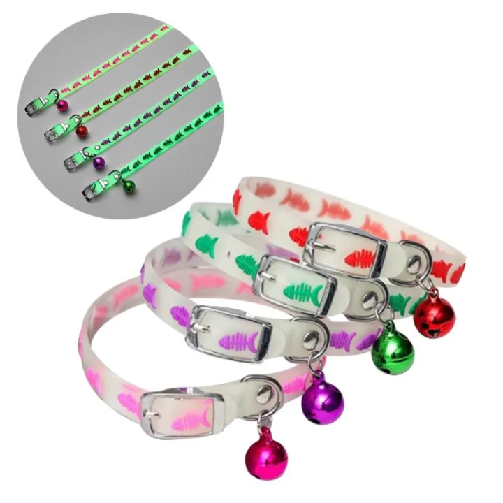 Glow%20at%20Night%20Dogs%20Cats%20Adjustable%20Necklace%20Pet%20Glowing%20Collars%20with%20Bells%20Safety%20Night%20Walking%20Luminous%20Collar%20Supplies%20B03E%20-%20Image%204