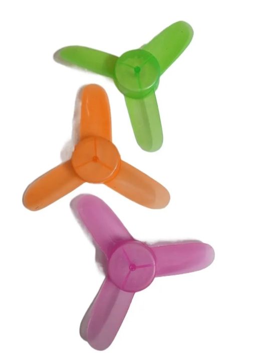 4%20Ps%20Motor%20Propeller%20Mini%20Fan%20Blade%203%20Wing%20Propeller%20for%20DIY%20Projects,%20Kids%20Project%20-%20Image%204