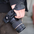 【YIYANGMAOYI111】Camera Grip Strap Hand Wrist Strap for Canon 60D 600D 70D 800D 760D for D90 D3200 D3300 D3400 D5200 D5300 D5500. 