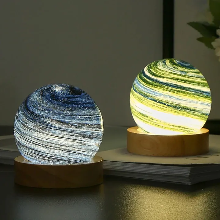 3D%20Planet%20Crystal%20Ball%20LED%20Night%20Light%20Moon%20Galaxy%20USB%20Night%20Light%20Bedroom%20Bedside%20Atmosphere%20Table%20Decoration%20Lamp%20-%20Image%204