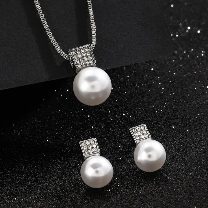 Fashion%20Women%20Elegant%20Imitation%20Pearl%20Necklace%20Earrings%20Rhinestones%20Geometry%20Necklaces%20Bride%20Wedding%20Party%20Jewelry%20Set%20Gifts%20New%20-%20Image%204
