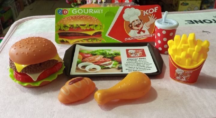 Mini%20Burger%20Toy%20Set%20Delicious%20French%20Fries%20Cola%20Model%20Simulation%20Food%20Toy%20Children%20Simulation%20Hamburger%20Gourmet%20Educational%20Toys%20-%20Image%204