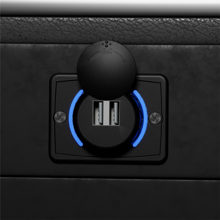 USB%20Outlet%20Socket%205V%20Dual%20USBs%20Quick%20Connector%205V%203.1A%20Car%20Outlets%20with%20Rotating%20Cap%20LED%20Light%20Waterproof%20Cover%20-%20Image%203