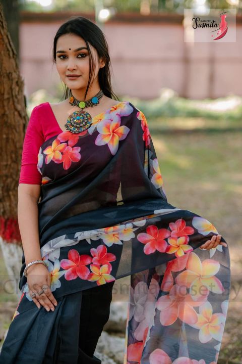 Chanderi%20Silk%20Digital%20Printed%20tassel%20Saree%20Soft%20and%20comfortable%2013%20Hand%20Saree%20For%20Women%20-%20Image%204