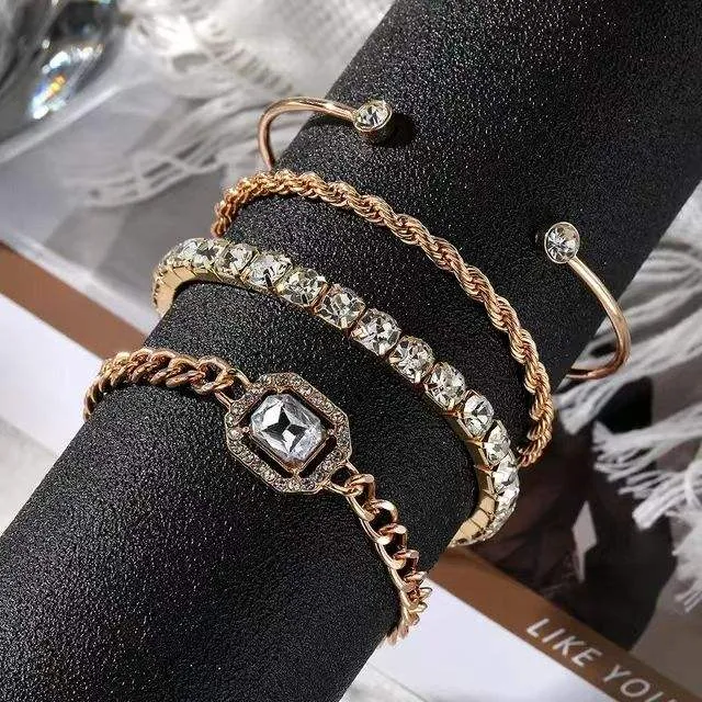 4Pcs/set%20Retro%20Bracelet%20for%20Women%20Girls%20Crystal%20Shiny%20Adjustable%20Opening%20Chain%20Bracelets%20Punk%20Bangle%20Charm%20Bracelets%20Jewelry%20Gift%20-%20Image%208