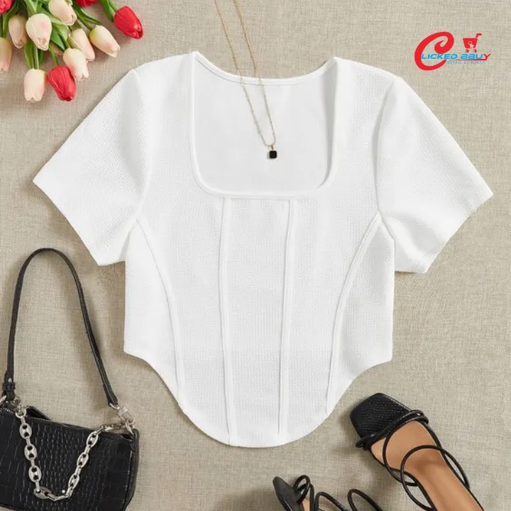 Trendy%20Cotton%20Crop%20Top%20Blouse%20for%20Women%20-%20Comfortable%20and%20Stylish%20-%20Image%202