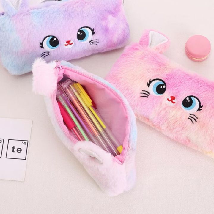 Cute%20Rainbow%20Gradient%20Color%20Cartoon%20Cat%20Plush%20Pen/%20Pencil%20Bag%20-%20Large%20Capacity%20Pencil%20Case%20Girl%20Stationery%20Storage%20Bag%20-%20Image%207