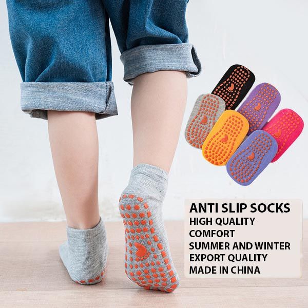 Kids%20Anti-Slip%20Socks%20with%20Cartoon%20Print%20-%20Comfortable%20Cotton%20Blend%20Floor%20Socks%20for%20Boys%20and%20Girls%201-4%20Years%20-%20Image%203