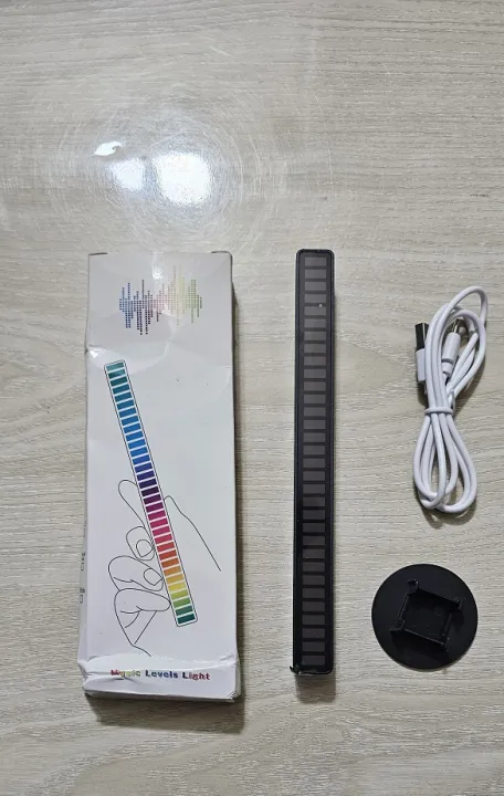 RGB%20Acoustic%20Dazzle%20Color%20Light%20-%20Image%204