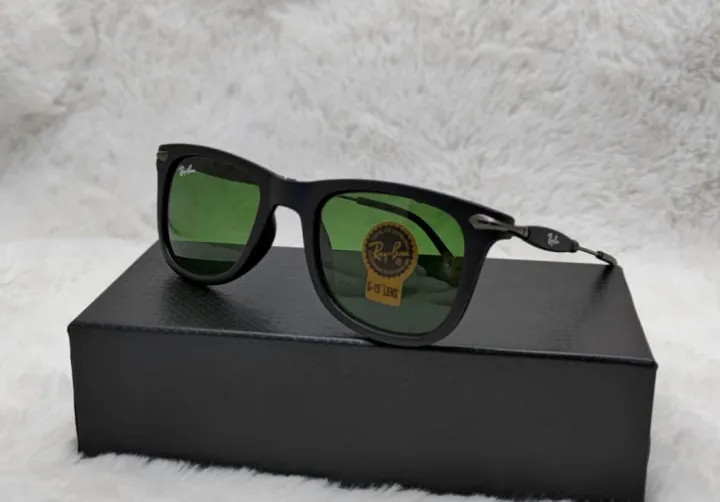 Ray%20Ban%20G-15%20Lens%20Polarized%20Black%20Frame%20Sunglasses%20-%20Image%202