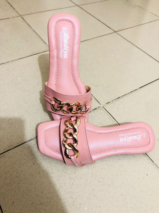 Girls%20Flat%20Casual%20Chain%20Design%20Slippers%20Sandals%20-%20Ladies%20Slim%20Shoes%20-%20Womens%20Fashionable%20Slips%20On-%20Chain%20Slipper%20-%20Image%202