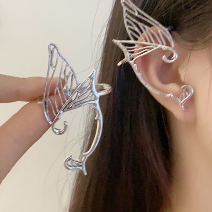 Hollow%20Butterfly%20Wings%20Single%20Ears%20Hanging%20Sweet%20Cool%20Ear%20Bone%20Clamp%20Earrings%20Punk%20Piercing%20Ear%20Clip%20Metal%20Halloween%20Elf%20Ear%20Cosplay%20Party%20Jewelry%20Girls%20Fashion%20Personality%20-%20Image%202