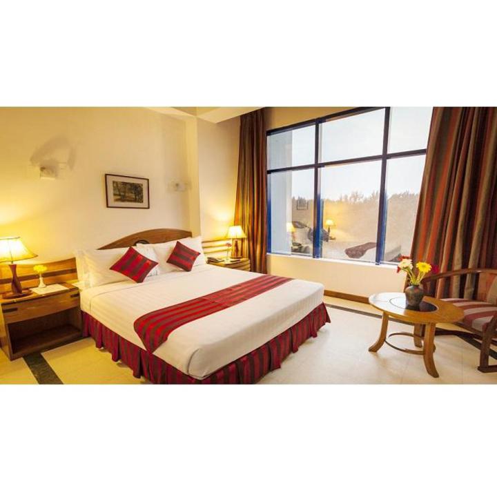 1 Night Package For 2 Adult During Weekdays - Regular Hill Side (Double/Twin)