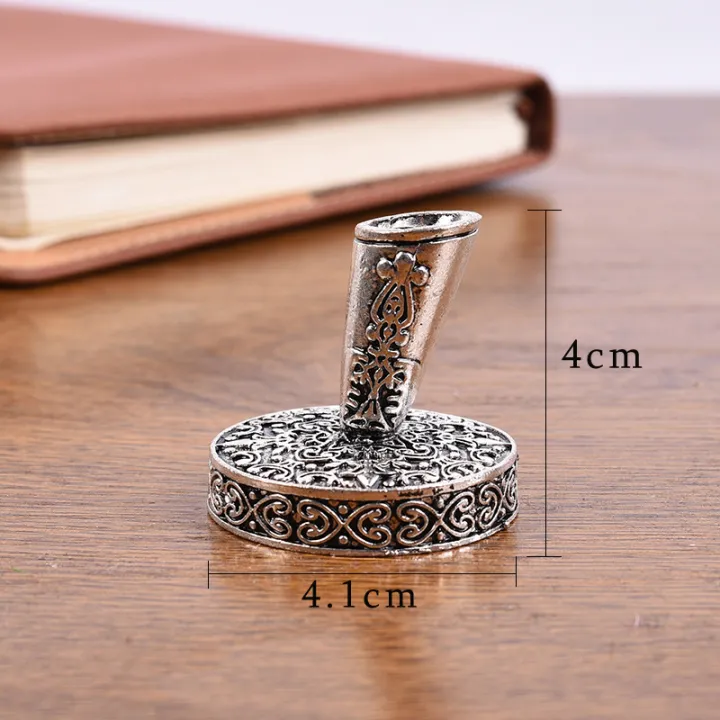 European%20Vintage%20Feather%20Pen%20Pen%20Stand%20Metal%20Round%20Pen%20Holder%20Pen%20Accessories%20-%20Image%203