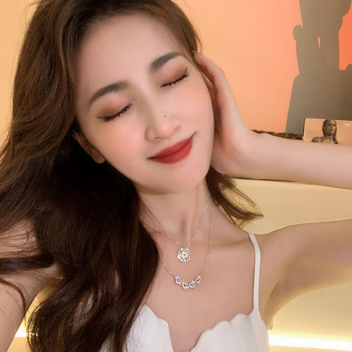 Stylish%20Fashionable%20Magnetic%20Chain%20Necklace%20for%20Women%20-%20Heart-Shaped%20Pendant%20for%20Girls%20Simple%20Stylish%20Fashion%20New%20Collection%20-%20Image%206