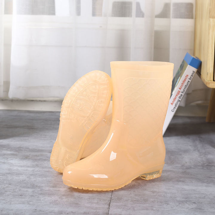 No%20Internal%20Net%20Quick-Drying%20Four%20Seasons%20Rain%20Boots%20Women%20Mid-High%20Tube%20Non-Slip%20Waterproof%20Shoes%20Wear-Resistant%20Rubber%20Boots%20Warm%20Rubber%20Shoes%20Women%20-%20Image%202