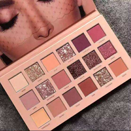 18 Colour Matte Eyeshadow palette