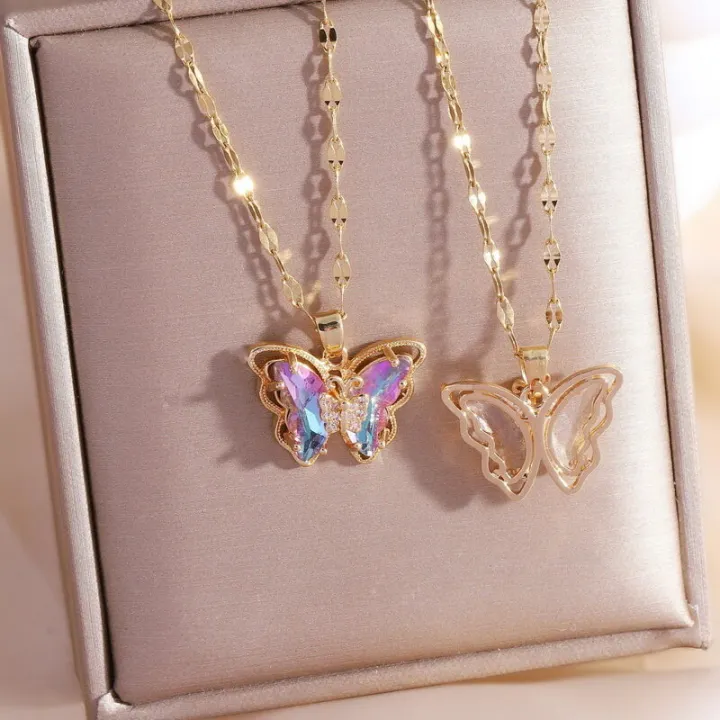 Exquisite%20Small%20Butterfly%20Pendant%20Necklace%20for%20Women%20Unique%20Design%20Light%20Luxury%20Zircon%20Insect%20Necklace%20Girl%20Party%20Jewelry%20-%20Image%205