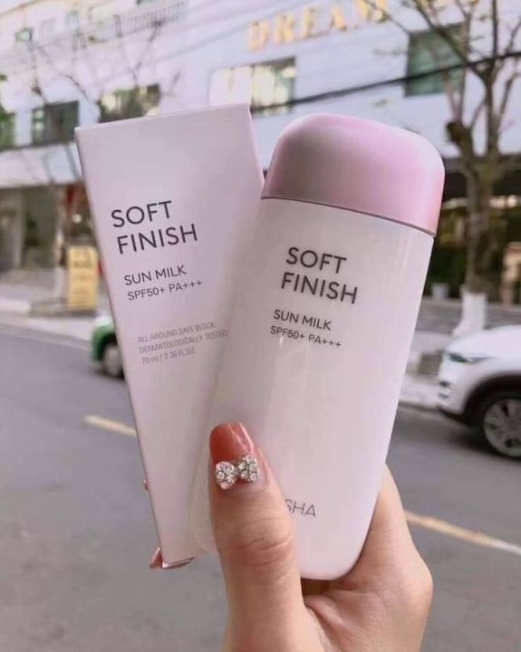 Missha%20All%20Around%20Safe%20Block%20Soft%20Finish%20Sun%20Milk%20SPF50+%20PA+++%2070%20ml%20-%20Image%204