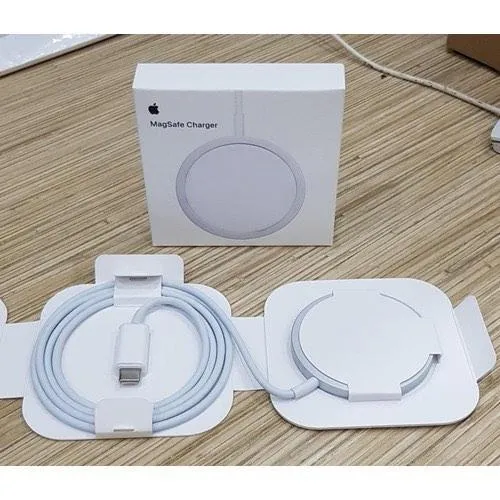 MagSafe%20Charger%20iPhone%2013%20Magnetic%20Charger%20MFi%20Certified%20Wireless%20Fast%20Charging%20Cable%20Portable%20Charging%20Cable%20Compatible%20with%20iPhone%20SE%2013%2012%2011%20X%20Mini%20AirPods%20ProStarke%20-%20Image%205