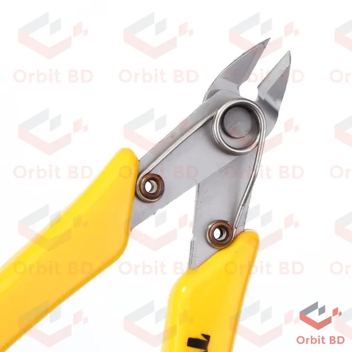 A305%20Wire%20Cutters%20Pliers%20TNI-U-TU-A305%20135mm%20Diagonal%20Side%20Cutting%20Nippers%20-%20Image%203