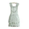 New Home Kitchen Apron Female Cute Cooking Western Fashion Antifouling Breathable and Wearable Work Apron Work Clothes.