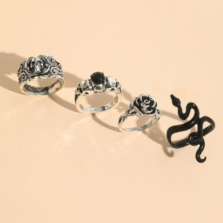 Fashionable%20hip-hop%20cool%20style%20diamond%20ring,%20rose%20ring,%20snake%20shape%20set,%20men's%204-piece%20ring%20set%20-%20Image%204