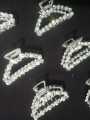 Hair Catch Clip Hair Claw Women Hairpins Metal Shark Clip Hair Accessories Girl Barrette Headwear. 