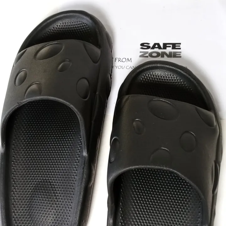 Slipper%20Soft%20%20Sandal%20for%20Men%20&%20Women%20(%20Random%20colour%20&%20Desizen%20)%20-%20Image%204