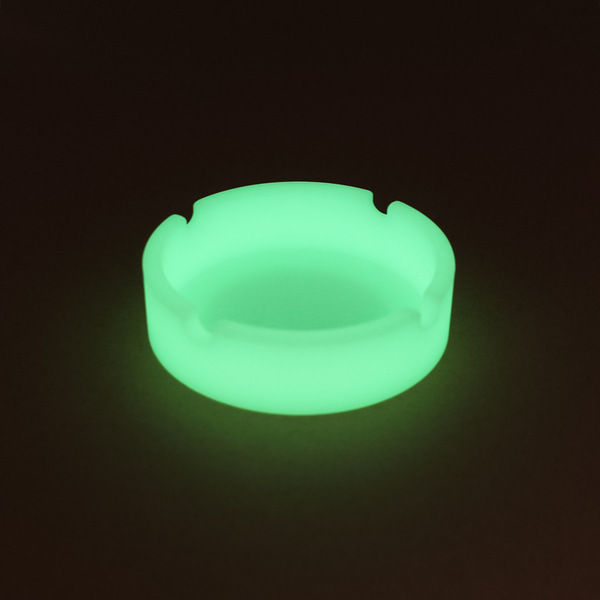 Luminous%20Silicone%20Ashtray%20Heat%20Resistant%20Anti-fall%20Round%20Design%20Ash%20tray%20Cigarette%20accessories%20-%20Image%204