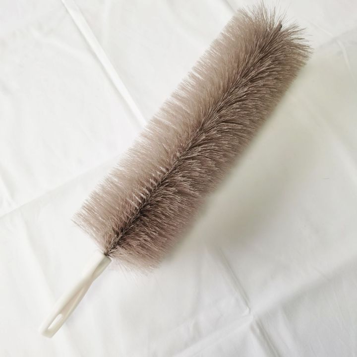 Fan, air conditioning, cleaning electrostatic adsorption, dust removal brush, plastic can be easily folded to soften the bristles and dust, long handle for sweeping