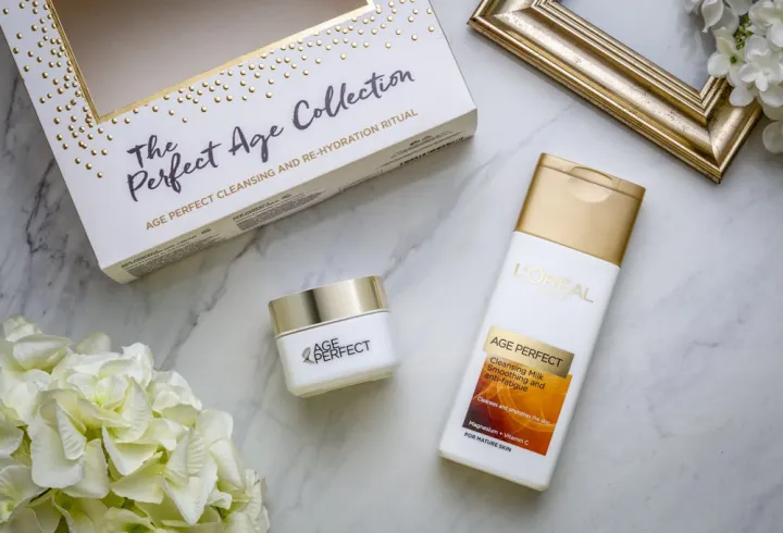 Age%20Perfect%20Cleanser%20and%20Day%20Cream_Gift%20Set%20For%20Her%20(Germany)%20-%20Image%202