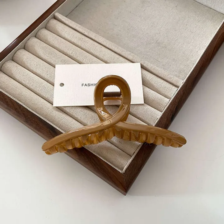 Multi%20color%20Korean%20version%20fashionable%20elegant%20socialite%20temperament%20high%20end%20clip%20large%20simple%20cool%20style%20hair%20clip%20at%20back%20of%20the%20head%20-%20Image%208