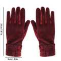 Luxury Velvet Gloves – Fashionable, Comfortable & Durable Accessory. 